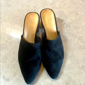 Black Women's Mules suede, splendid never worn